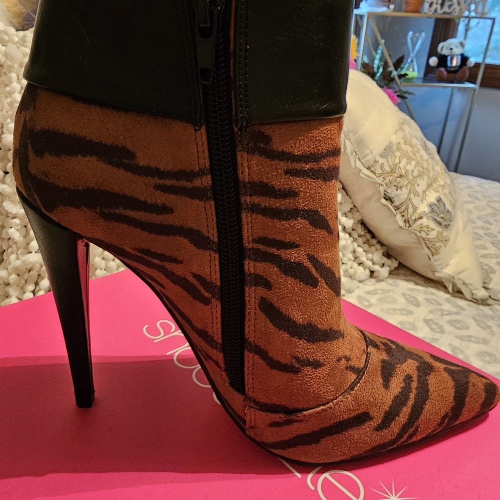 Tiger Print  Booties